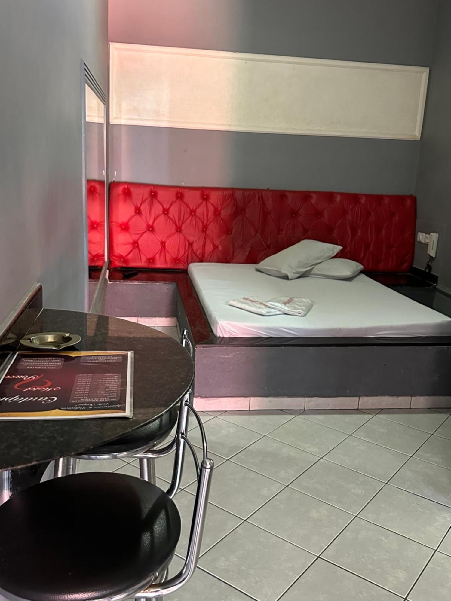 Motel Power 贝洛哈里桑塔 外观 照片