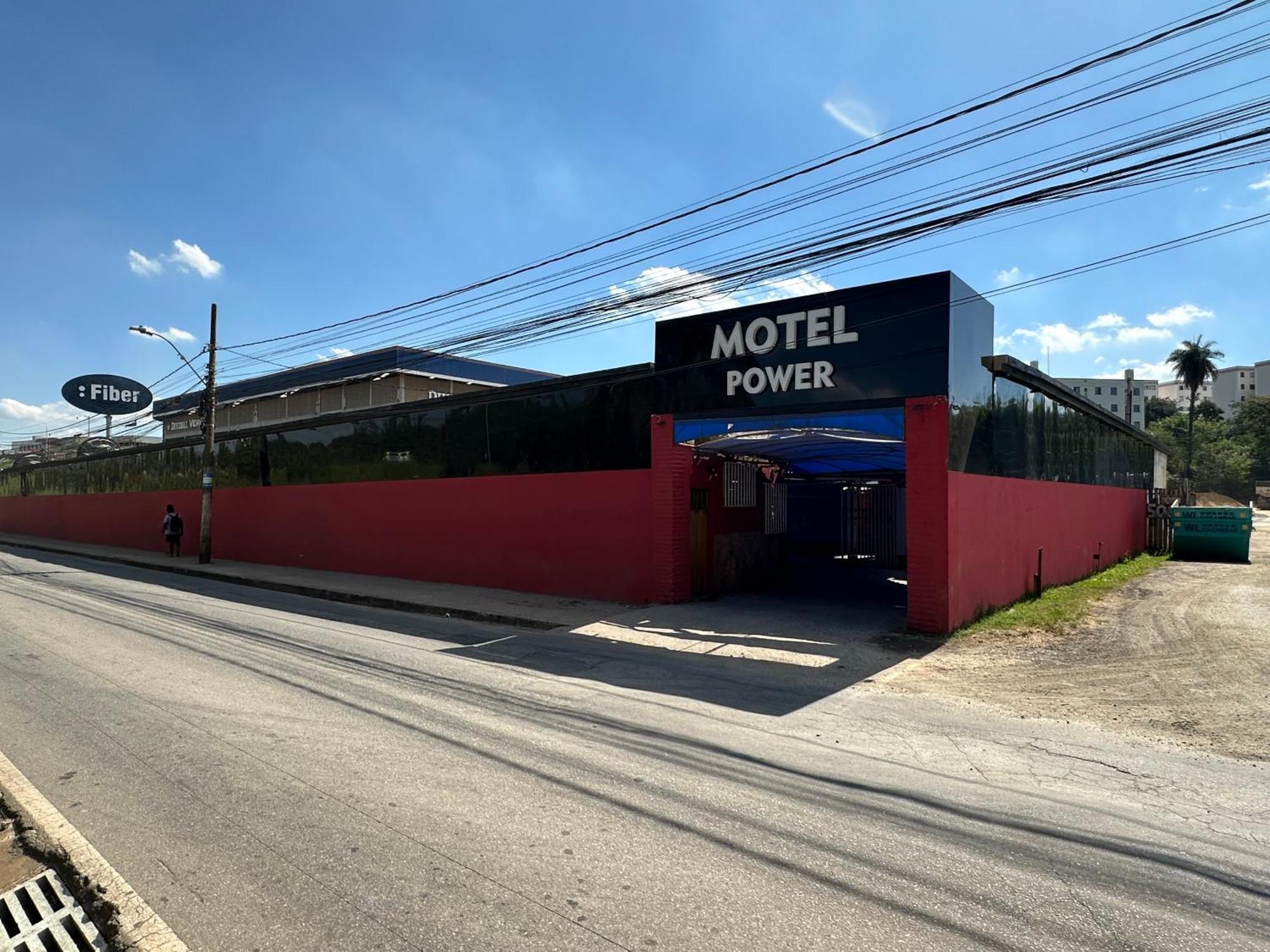 Motel Power 贝洛哈里桑塔 外观 照片